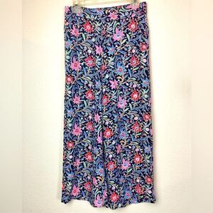 LOFT NWOT wide leg Floral Wide-Leg Pants runs big, great pockets